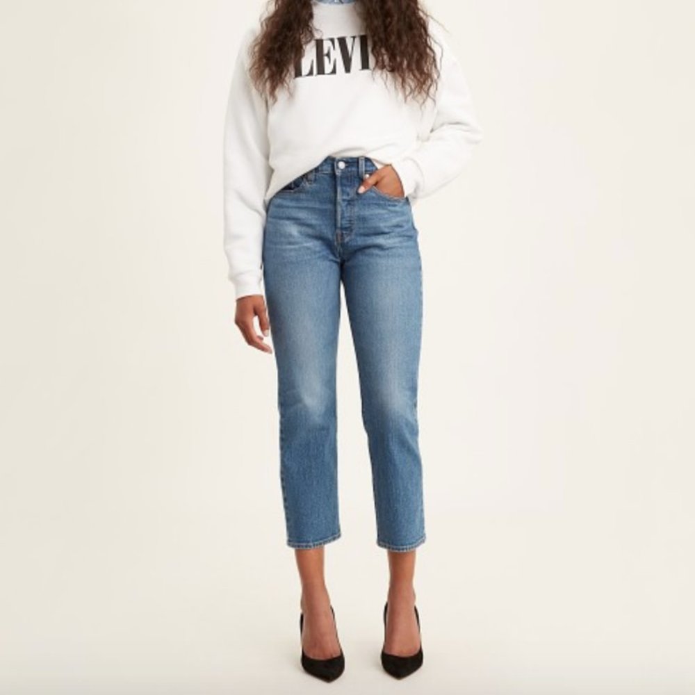 LEVI'S Premium Wedgie Straight High Rise Button Fly Jeans Jive Stonewash {B1}